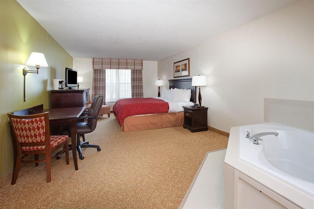 Country Inn & Suites By Radisson, Kearney, Ne Room photo